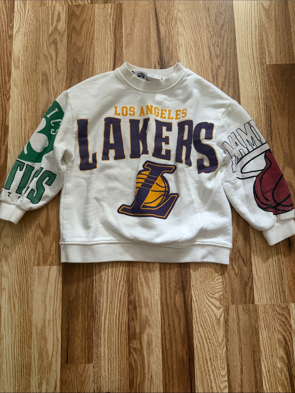 Zara Basketball NBA Graphic Crewneck Sweatshirt